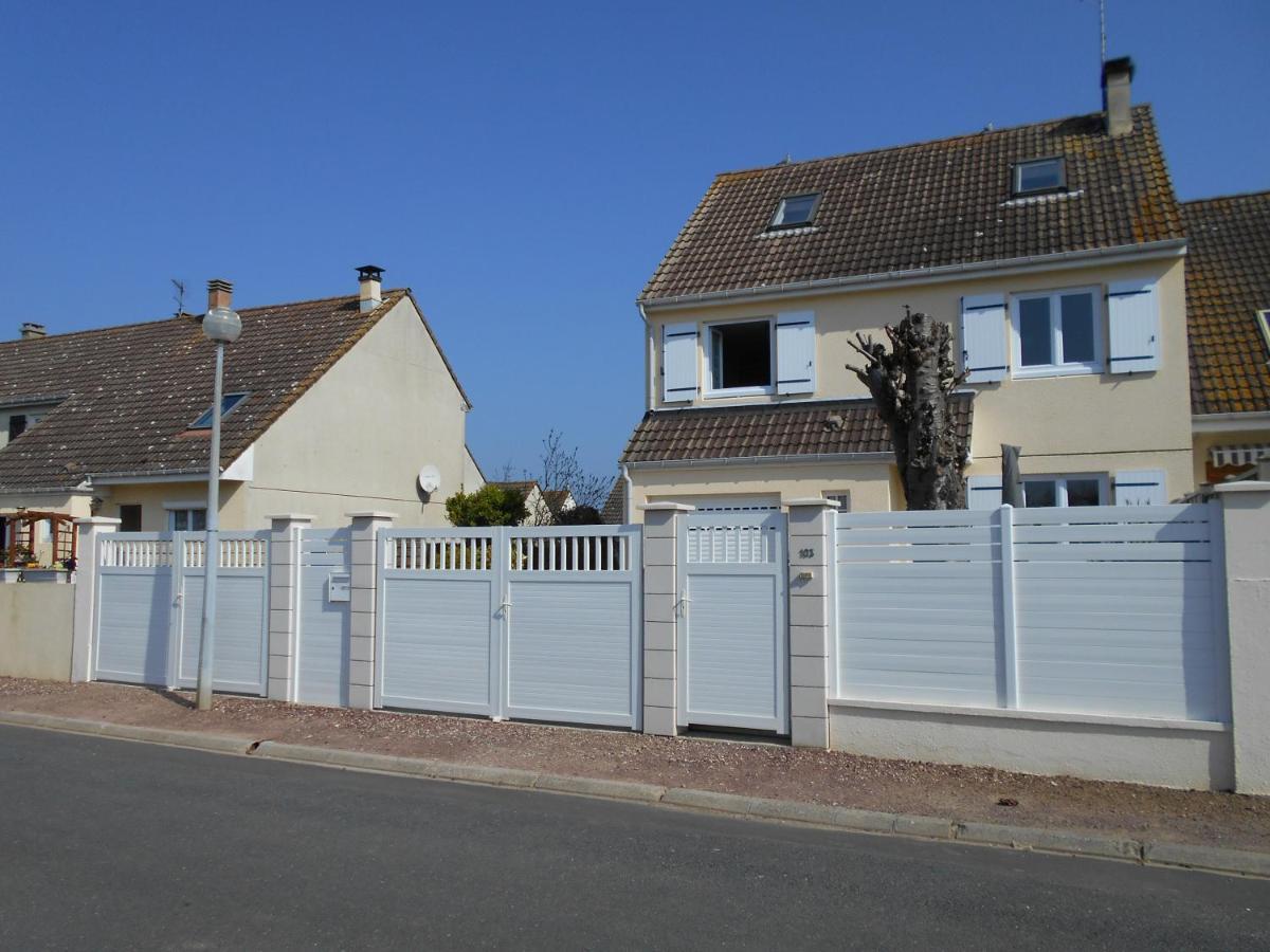 Gîte de Eric et Rose Bernières-sur-Mer Extérieur photo